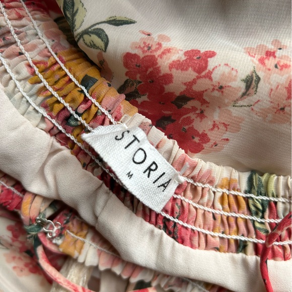 LAST CHANCE Storia Floral Smocked Mini Babydoll Dress - Picture 4 of 7